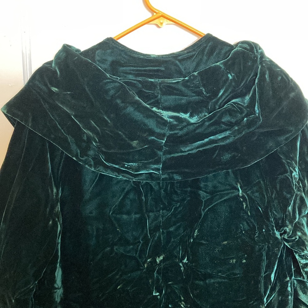 Vintage Green Velvet Swing Coat - Picture 6 of 9